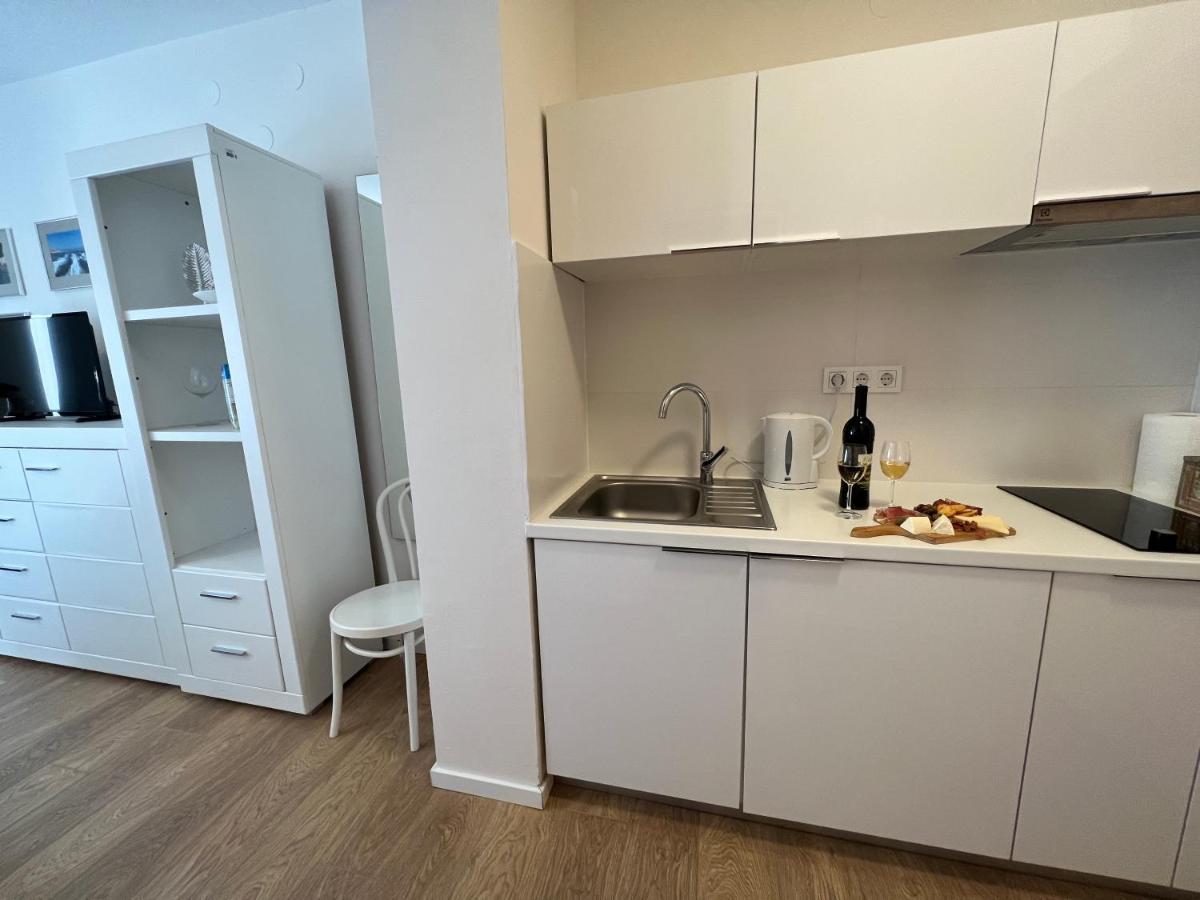 Studio Apartment Marina Mel Novi Vinodolski Kültér fotó