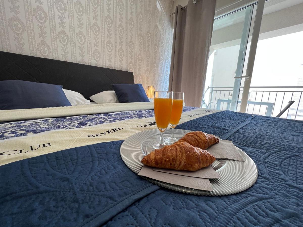 Studio Apartment Marina Mel Novi Vinodolski Kültér fotó