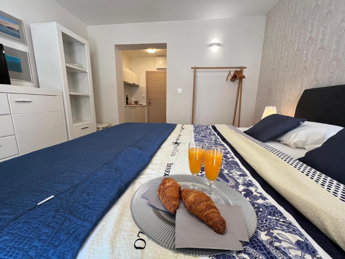 Studio Apartment Marina Mel Novi Vinodolski Kültér fotó